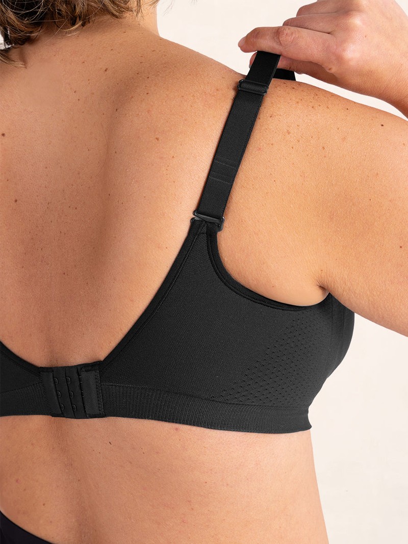Wireless Menopause Bra adjustable straps