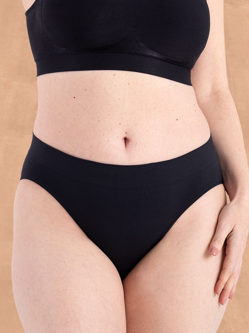 Truekind Ultra-Soft Essentials Brief black front