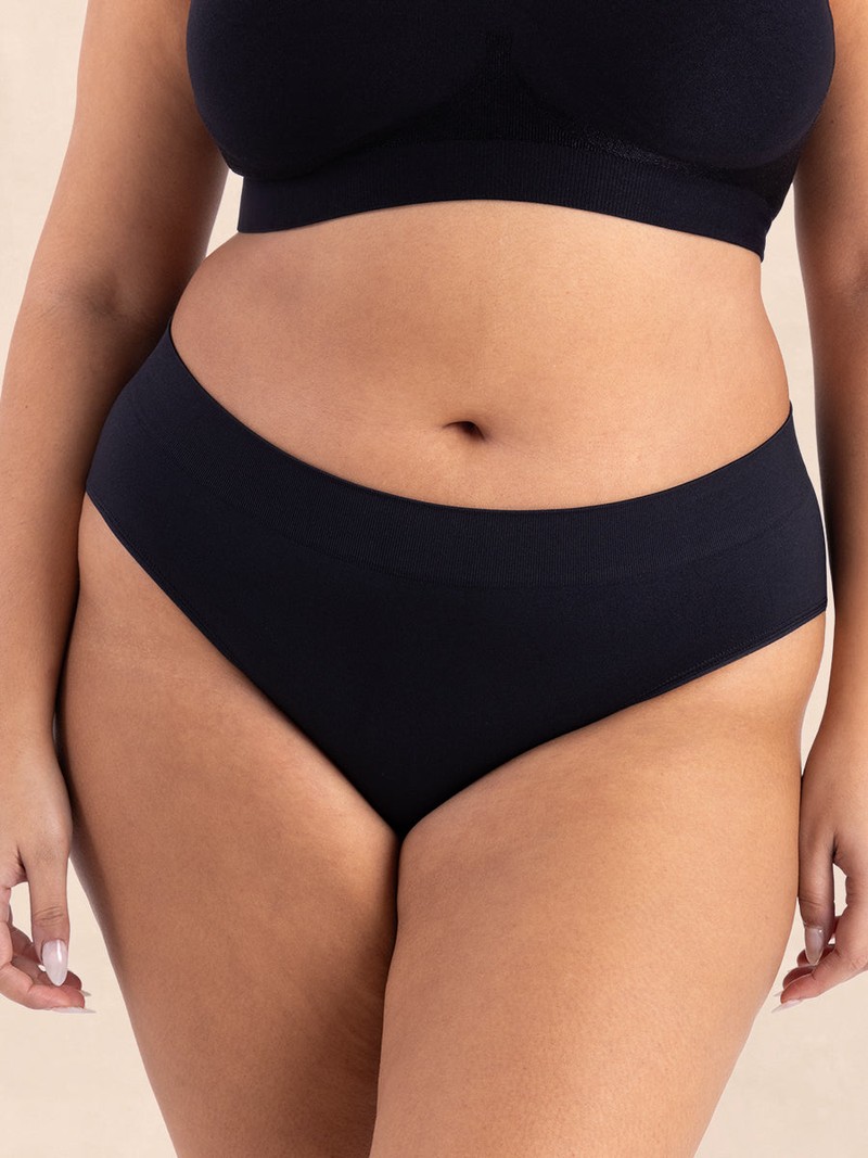 Truekind Ultra-Soft Essentials Undewear black front details