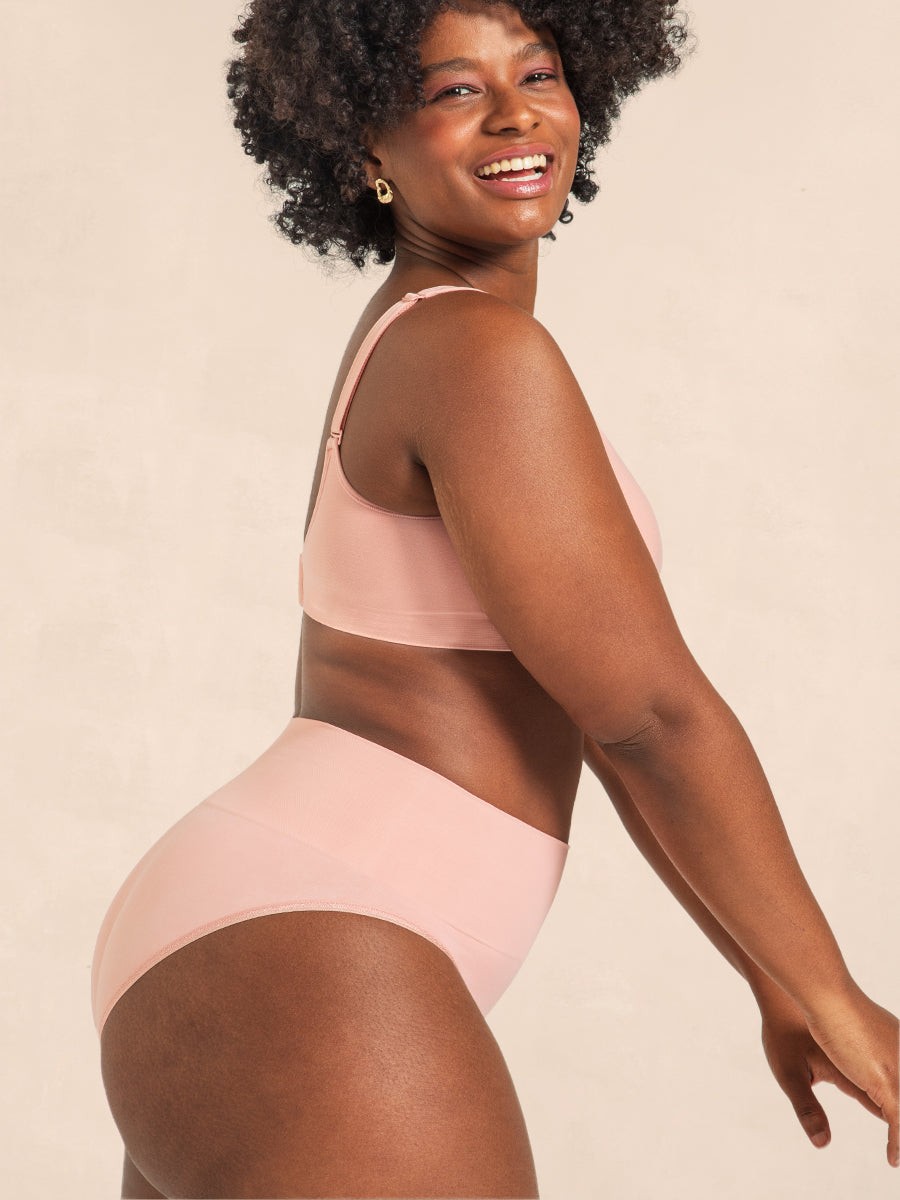 Smoothing Panty ROSE TAN LOOK