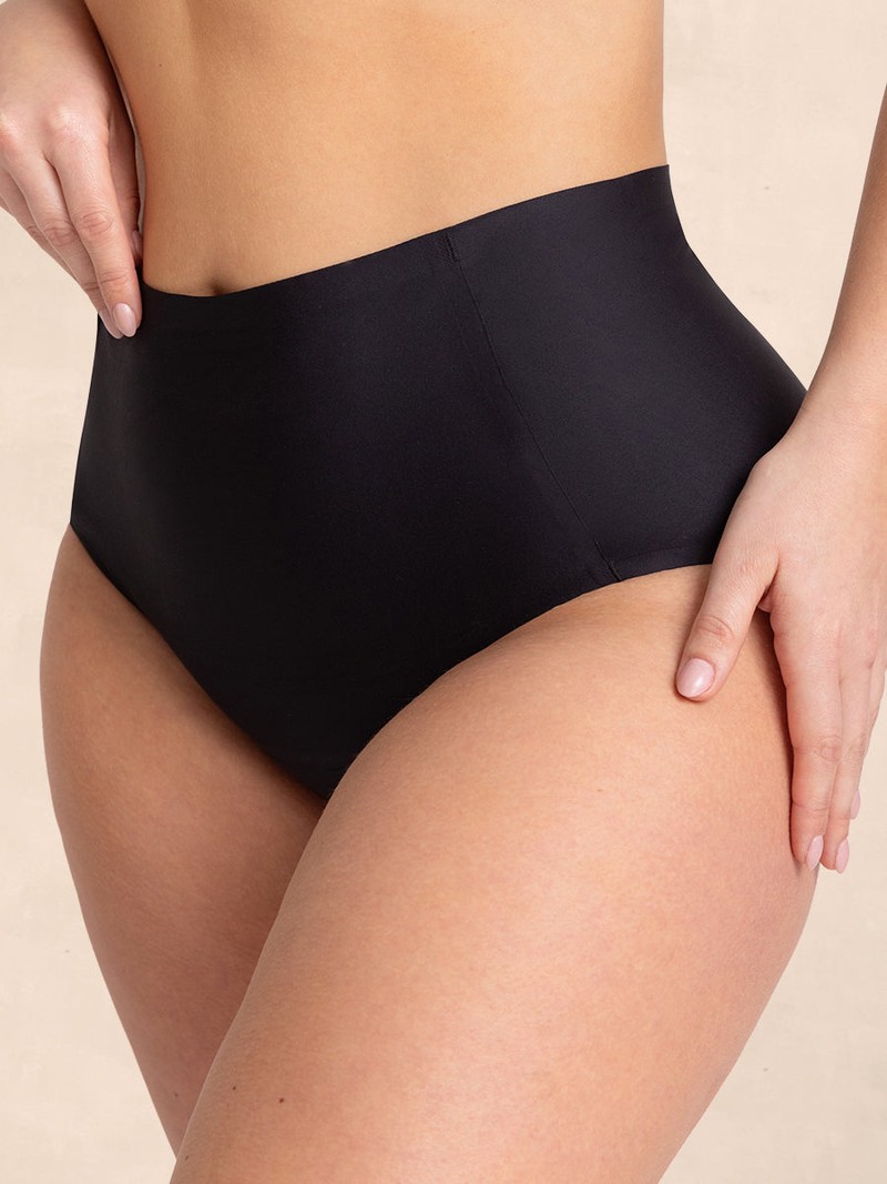 Seamless Stretch Mid-Waist Brief black